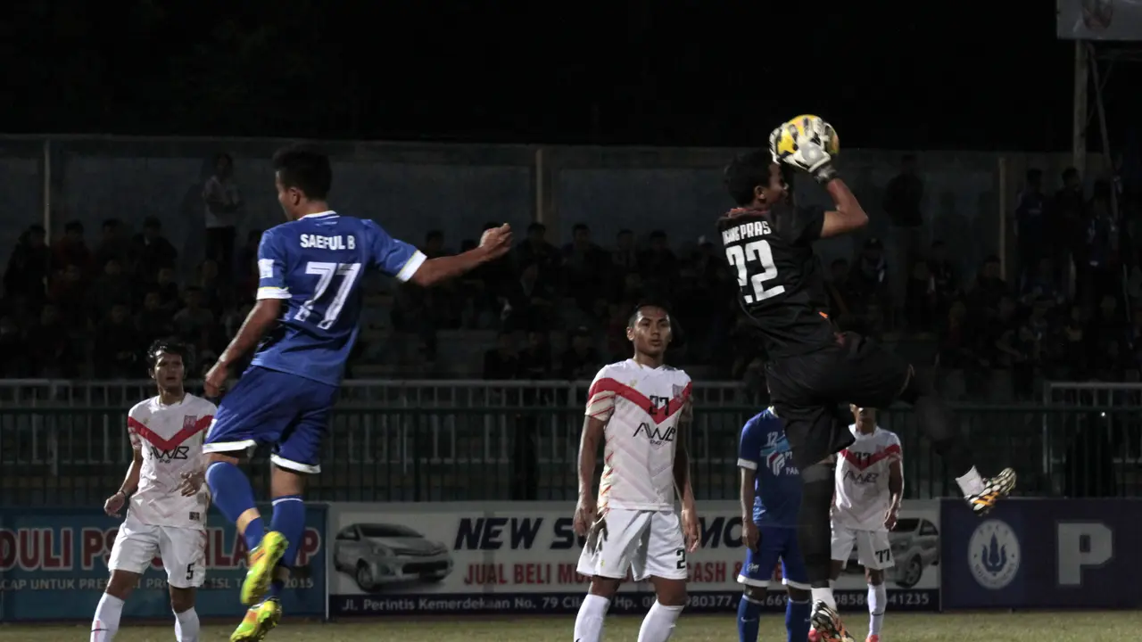 Persis Solo