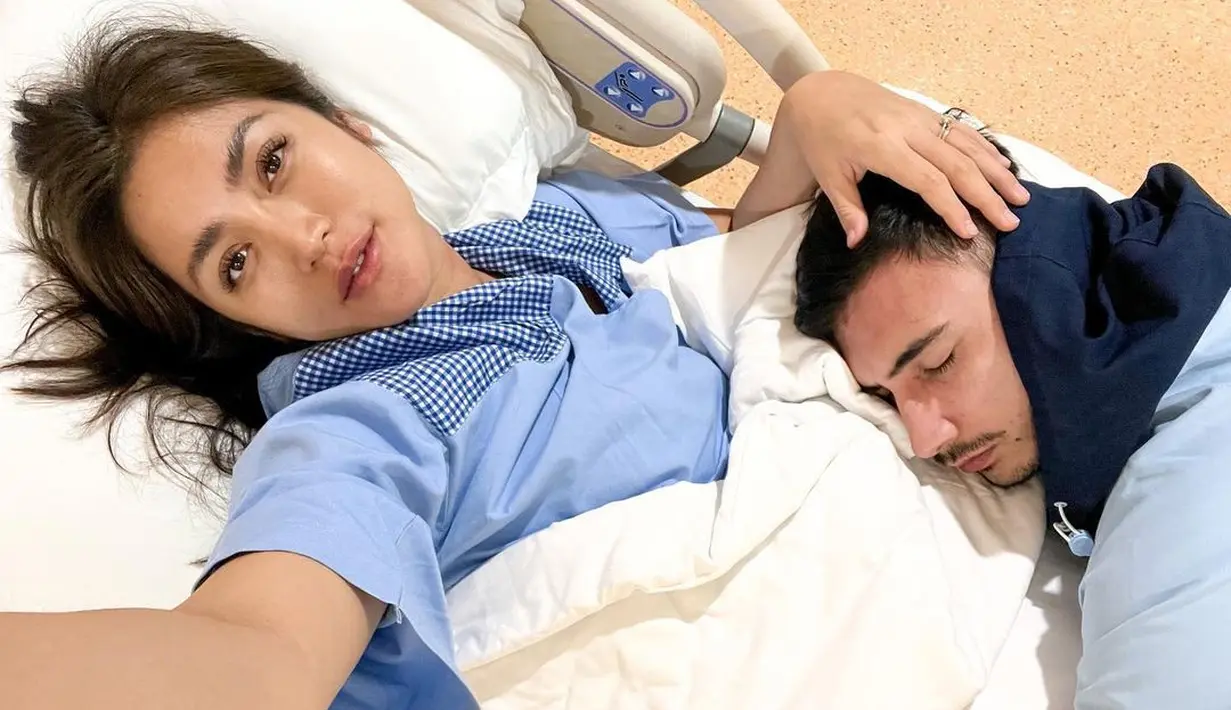 <p>Jessica Iskandar melahirkan  (Instagram/inijedar)</p>