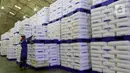 Produk ini dikenal sebagai Polytam. Diketahui, Polytam merupakan bahan baku penting untuk pembuatan kantong plastik dan berbagai produk industri lainnya. (Liputan6.com/Herman Zakharia)