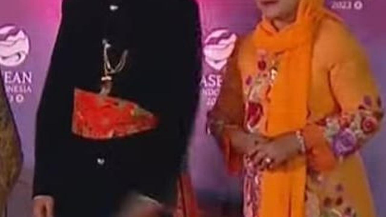 Jokowi Pakai Baju Khas Betawi Di Gala Dinner KTT ASEAN, Megawati hingga JK Hadir