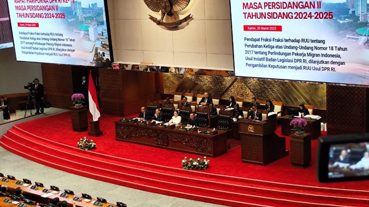 Dewan Perwakilan Rakyat (DPR) RI resmi mengesahkan Revisi Undang-Undang (RUU) Nomor 34 Tahun 2004 Tahun 2004 tentang Tentara Nasional Indonesia (TNI) menjadi undang-undang atau UU TNI.