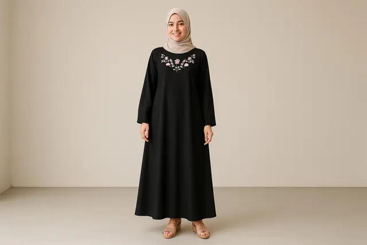 9 Model Gamis Hitam Kombinasi Bordir, Tampil Stylish dan Elegan Tanpa Kaku