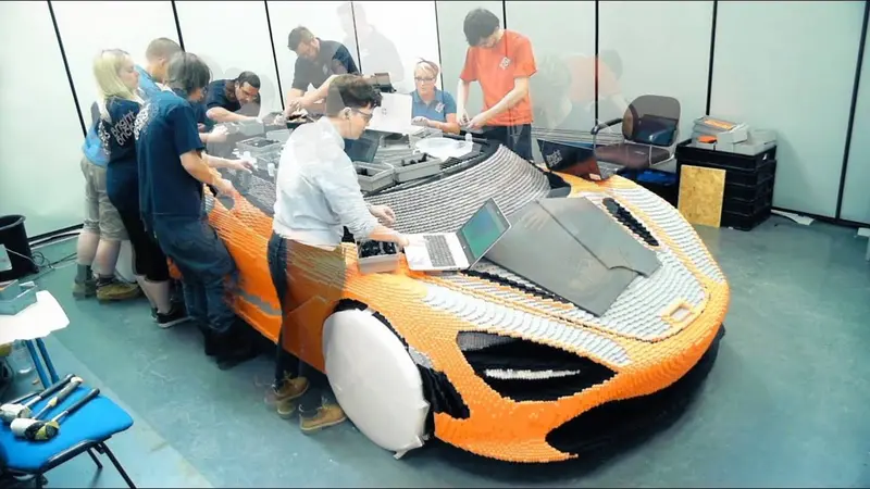 McLaren dari Lego (Foto: Autoevolution)