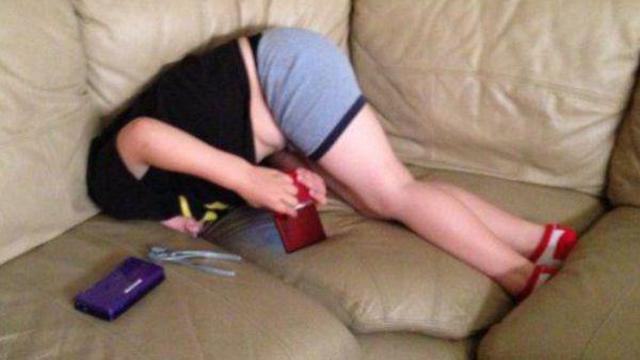 7 Potret Kelakuan Kocak Anak Kecil yang Bikin Ngakak