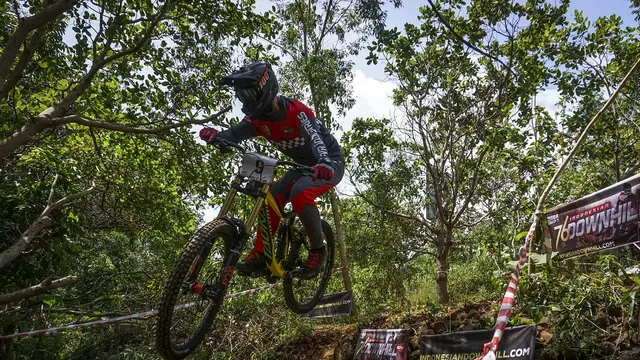 Ilustrasi Downhill
