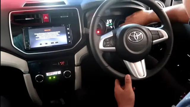 Kekeyi Beri Kejutan Ulang Tahun Berupa Mobil Mewah ke Ibunya, Ini 6 Momen Manisnya
