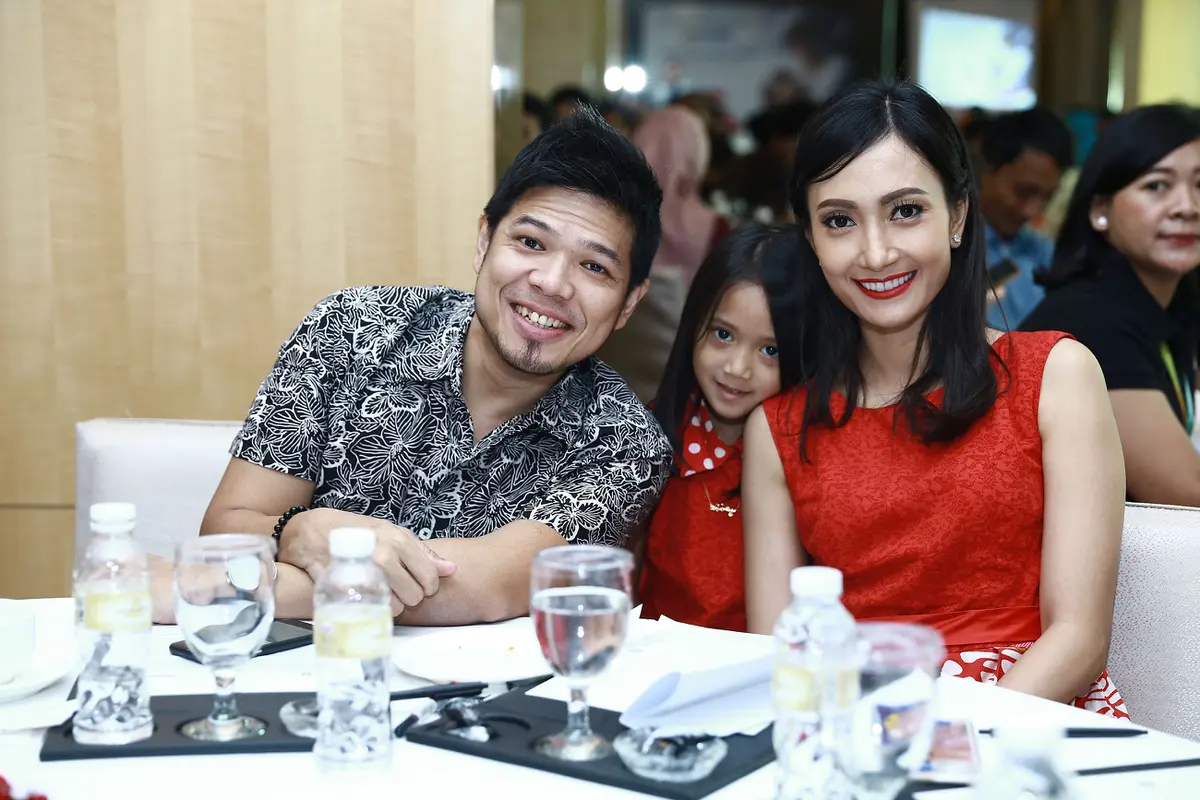 [Bintang] Mengenal Abbey, Putri Baim dan Artika Sari Devi yang Jago Nyanyi