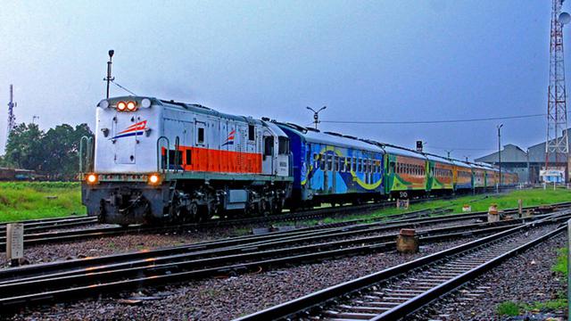 Harga Tiket Kereta Api Ekonomi Berbagai Tujuan di 