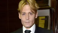 Johnny Depp Ganti Gaya Rambut, Mengenali?