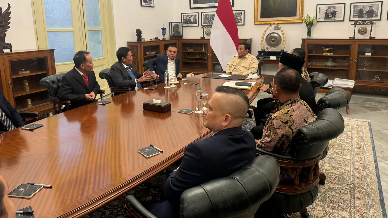 Gubernur Terpilih Kalimantan Tengah (Kalteng) periode 2024-2029, Agustiar Sabran, bertemu dengan Presiden Republik Indonesia, Prabowo Subianto di Istana Negara, Jakarta, Kamis (12/12) (Istimewa)