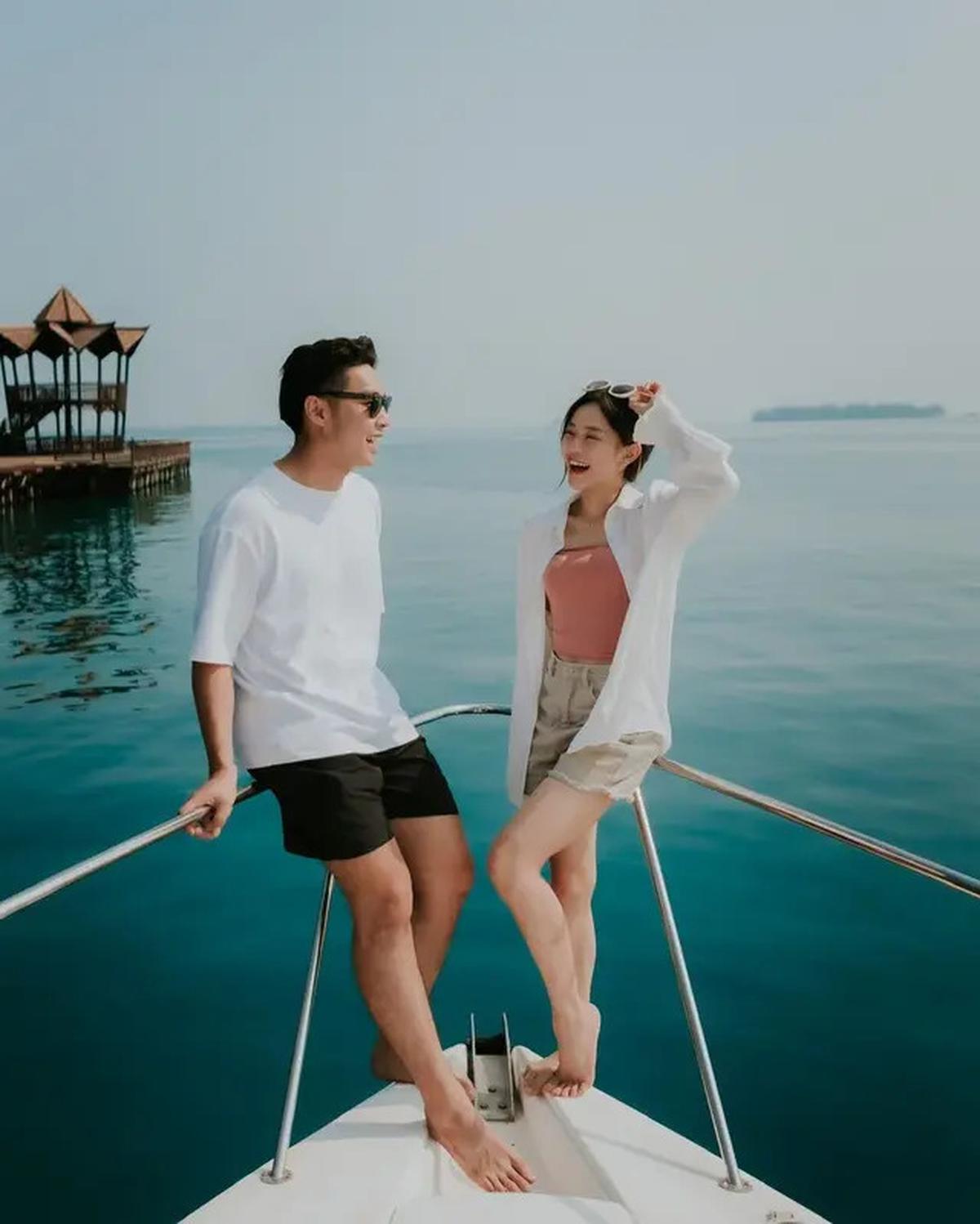 7 Potret Jessica Jane Adik Jess No Limit Pamer Pacar, Liburan Romantis di Pantai