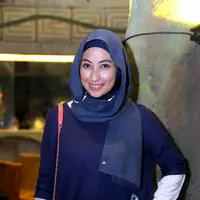 "Sekarang gak boleh capek, gak boleh telat makan, makan harus bergizi, gak boleh diet. Gak boleh makan pedas, asam, itu aja sih. Gak terlalu suka juga sama makanan itu," kata pemeran sienetron Tukang Bubur Naik Haji The Series. (Nurwahyunan/Bintang.com)