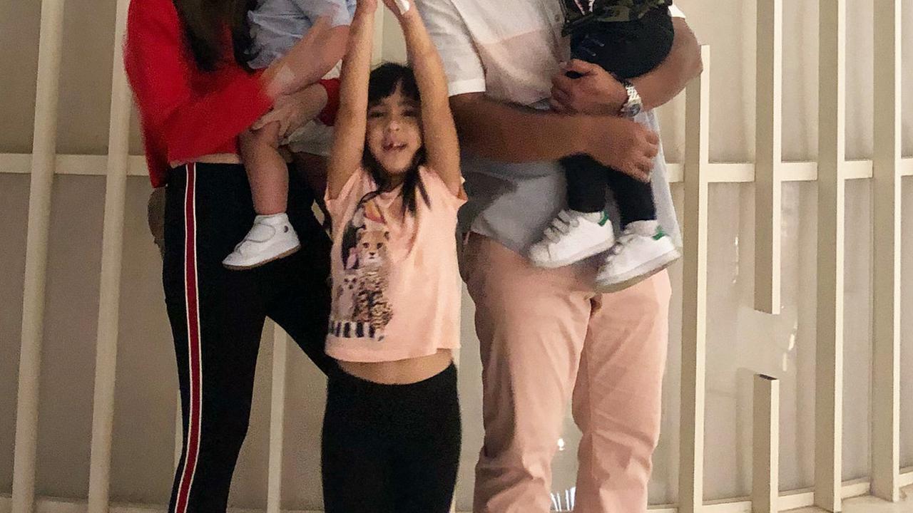 [Bintang] Nia Ramadhani