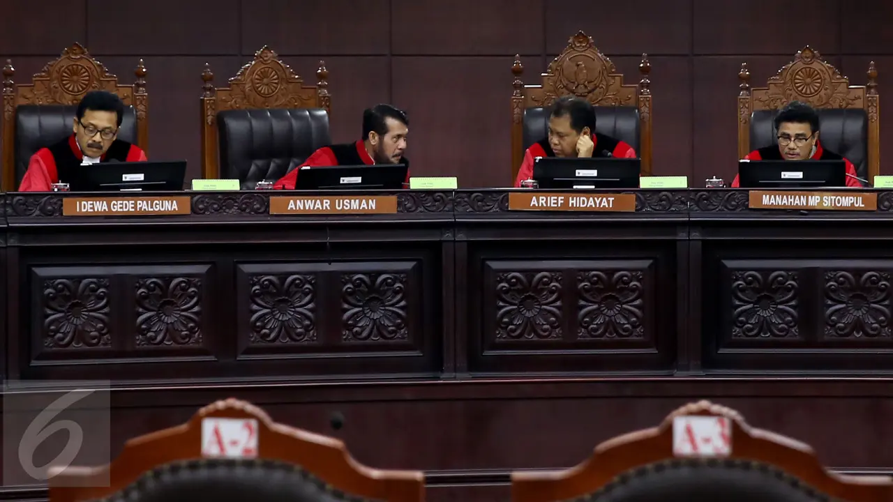 20170207-MK Tolak Uji Materi UU Peternakan dan Kesehatan Hewan-Jakarta- Johan Tallo