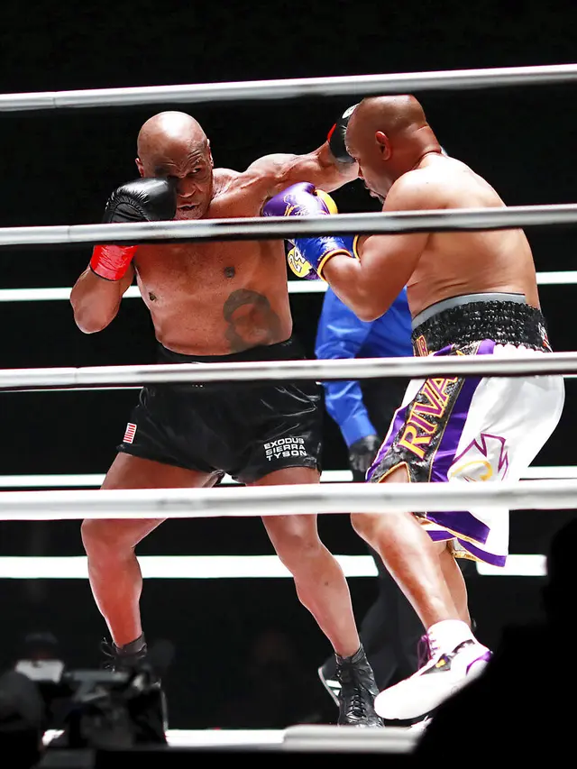 Mike Tyson Vs Roy Jones