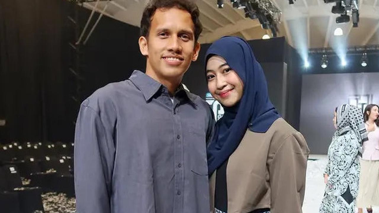 7 Potret Adiba Khanza Istri Egy Maulana Vikri Pakai Rok, Referensi Gaya Anggun di Usia 25-an
