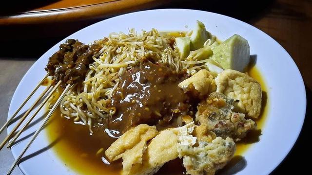 Lontong Balap (Dok:Istimewa)