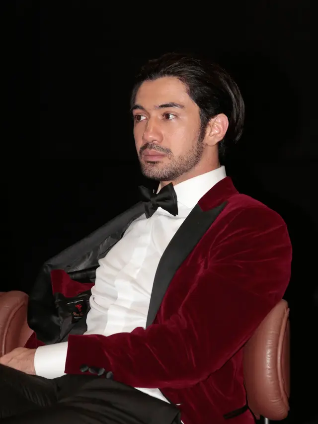 [Bintang] Reza Rahadian