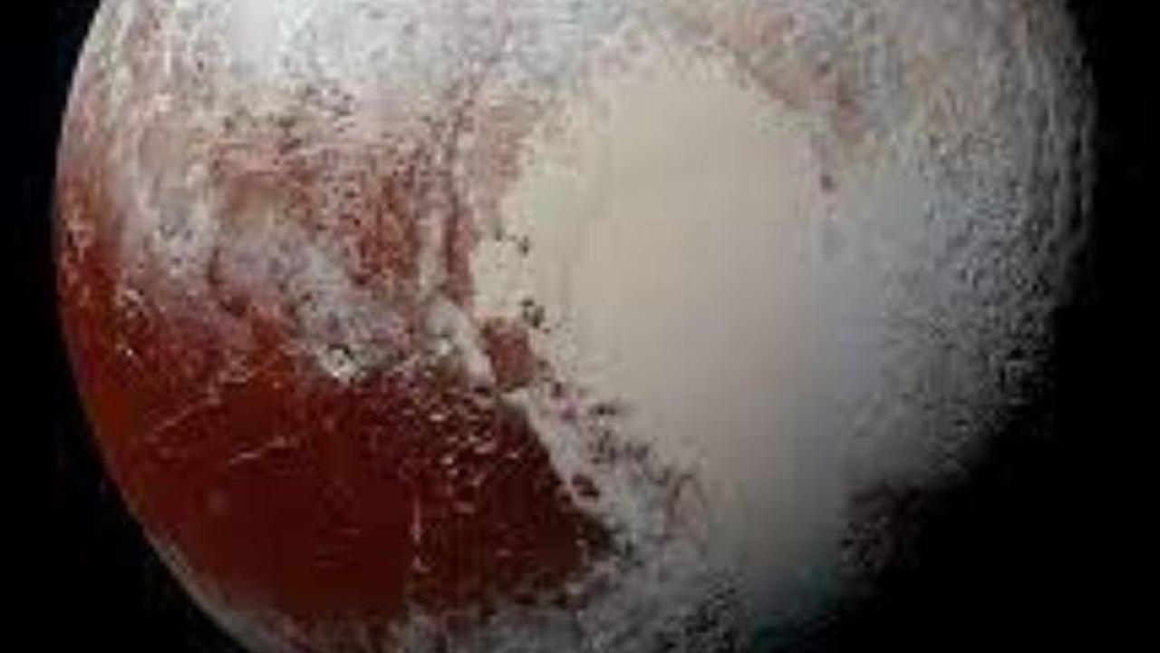 Ada Penyebab yang Tak Jelas saat Ilmuwan Memutuskan Pluto Bukan Lagi Sebuah Planet