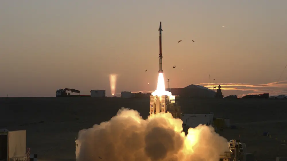 Uji coba peluncuran sistem misil David's Sling, senjata nuklir milik Israel. (AP)