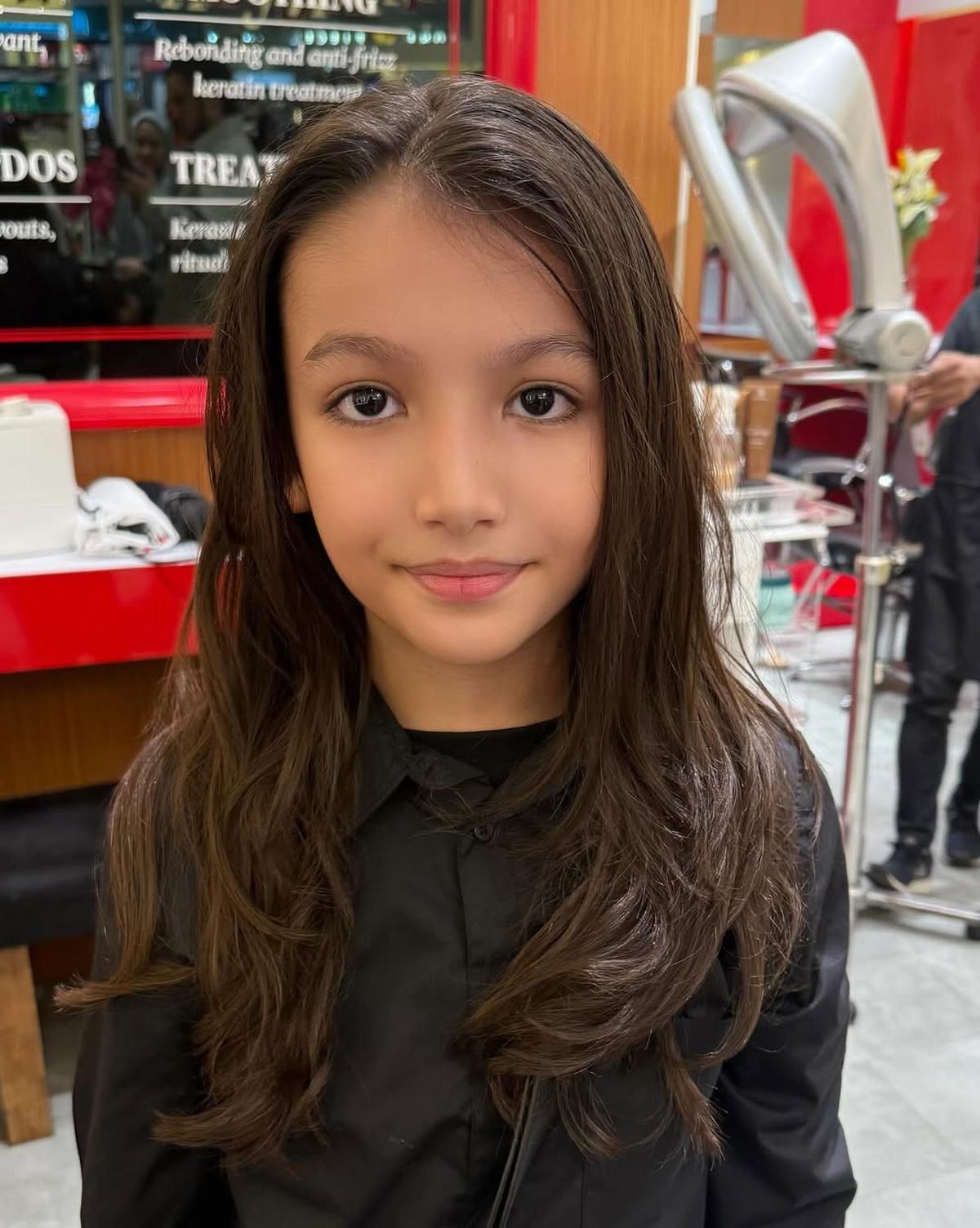Tasyi Athasyia Bagikan Momen Sang Anak saat Potong Rambut Gondrong