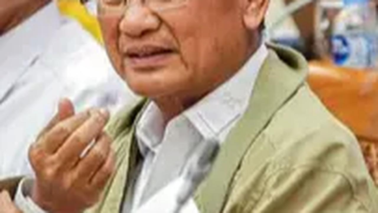 "Belum sampai meja sini, nanti kita lihat," ujar Arifin di Kantor Kementerian ESDM, Jakarta, Jumat (20/10/2023).<br>