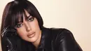 Di foto kali ini Tasya Farasya meninggalkan personanya dengan gaya serba hitam yang misterius [@tasyafarasya]