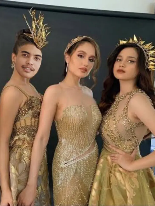 7 Editan Foto Pria Ingin Bersama Cinta Laura Ini Hasilnya Kocak
