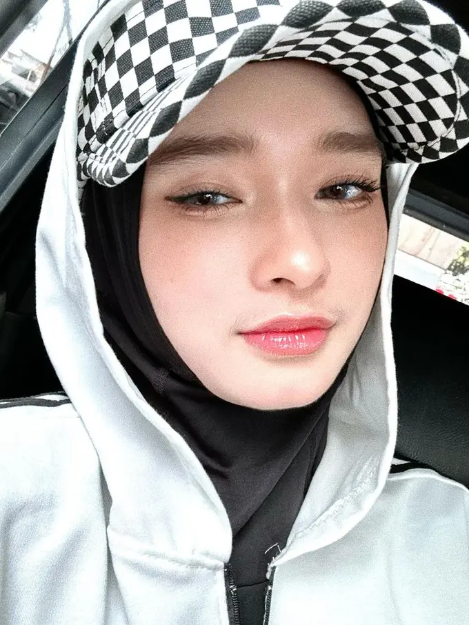 [Fimela] Inara Rusli