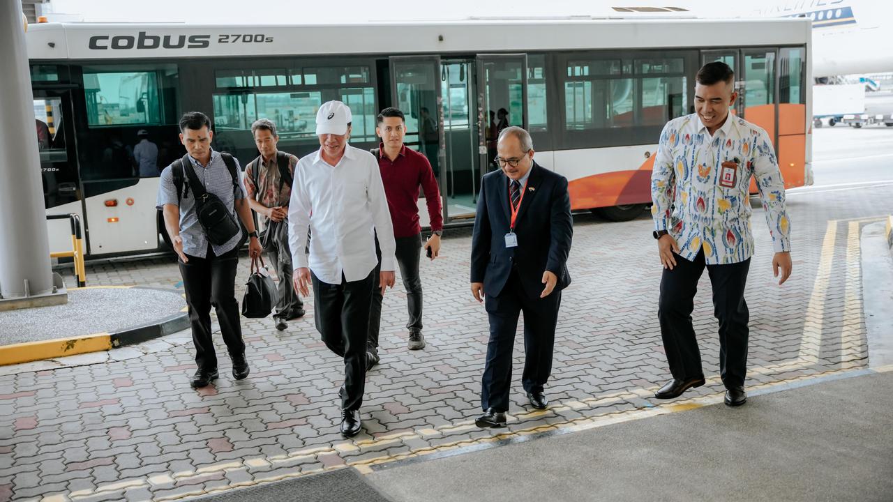 Tiba di Singapura, Jokowi Jadi Pembicara di Bloomberg New Economy Forum