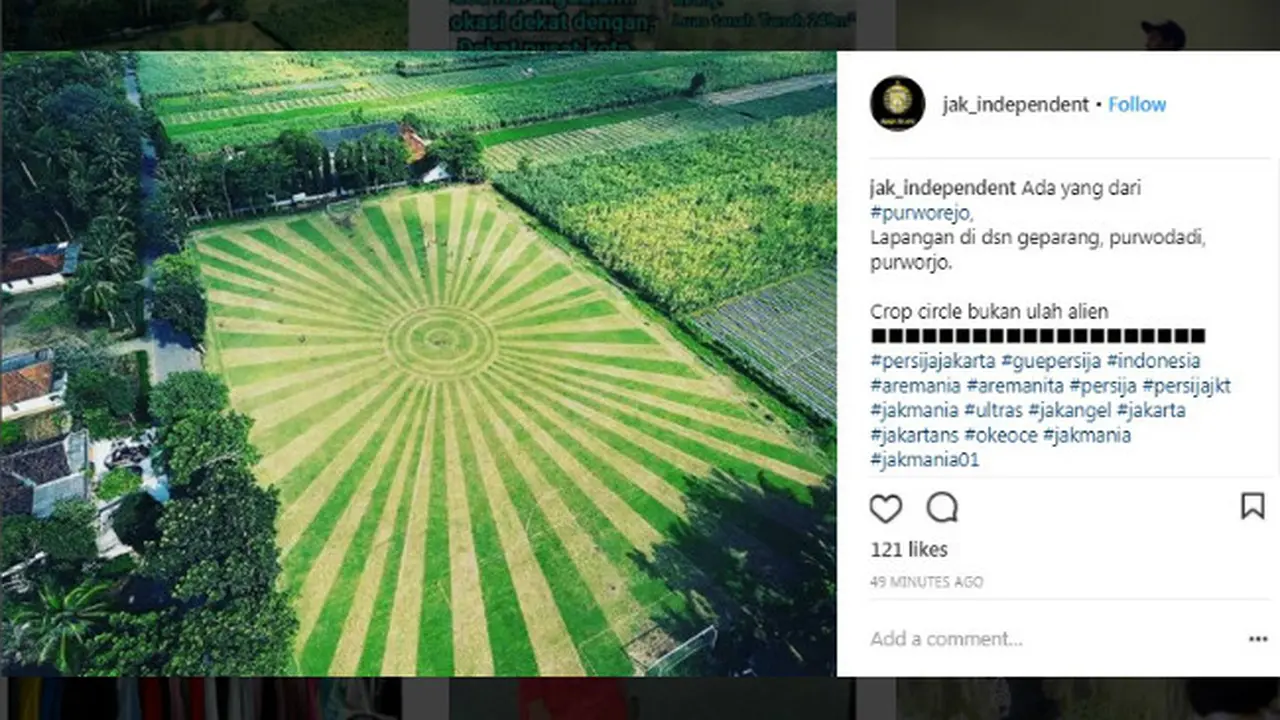 Lapangan Bola di Desa Geparang, Kecamatan Purwodadi, Kabupaten Purworejo.