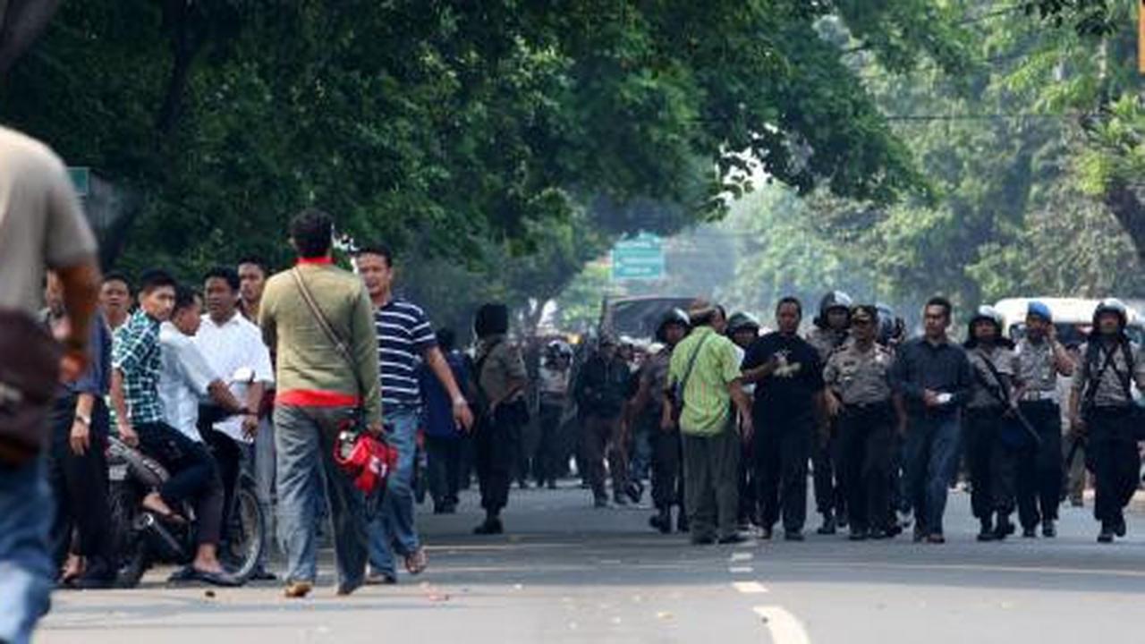 Pemimpin perusuh Batam menyerahkan diri