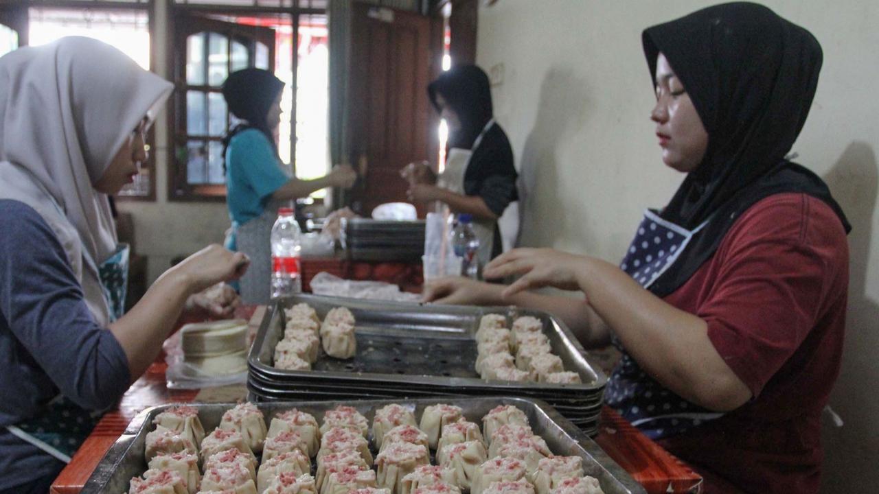 FOTO: Geliat UMKM di Tengah Perpanjangan Tarif PPh Final 0,5 Persen Sampai Akhir 2025