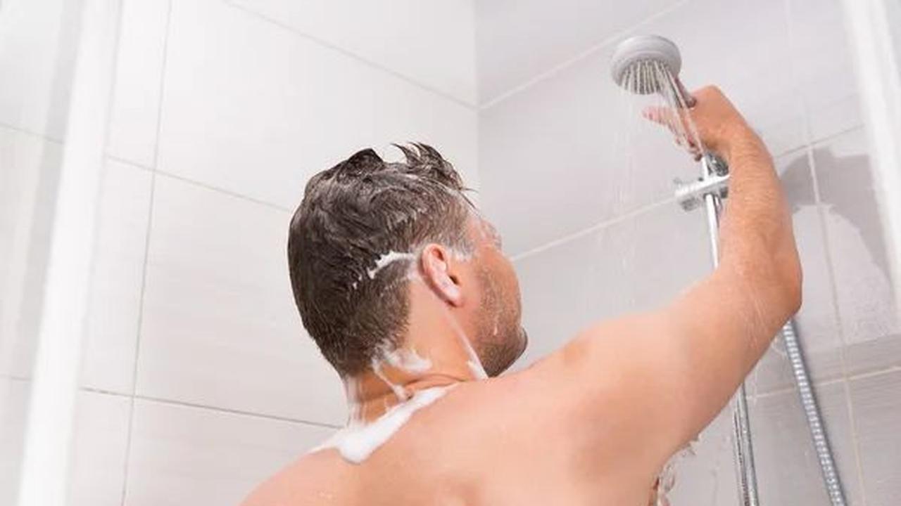 <b>15. Doa Harian Sebelum Mandi</b><br>