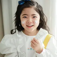 Mengajari anak akan kebersihan dan perawatan diri bisa dimulai dengan produk skincare anak yang tepat (instagram/likeim5_id)