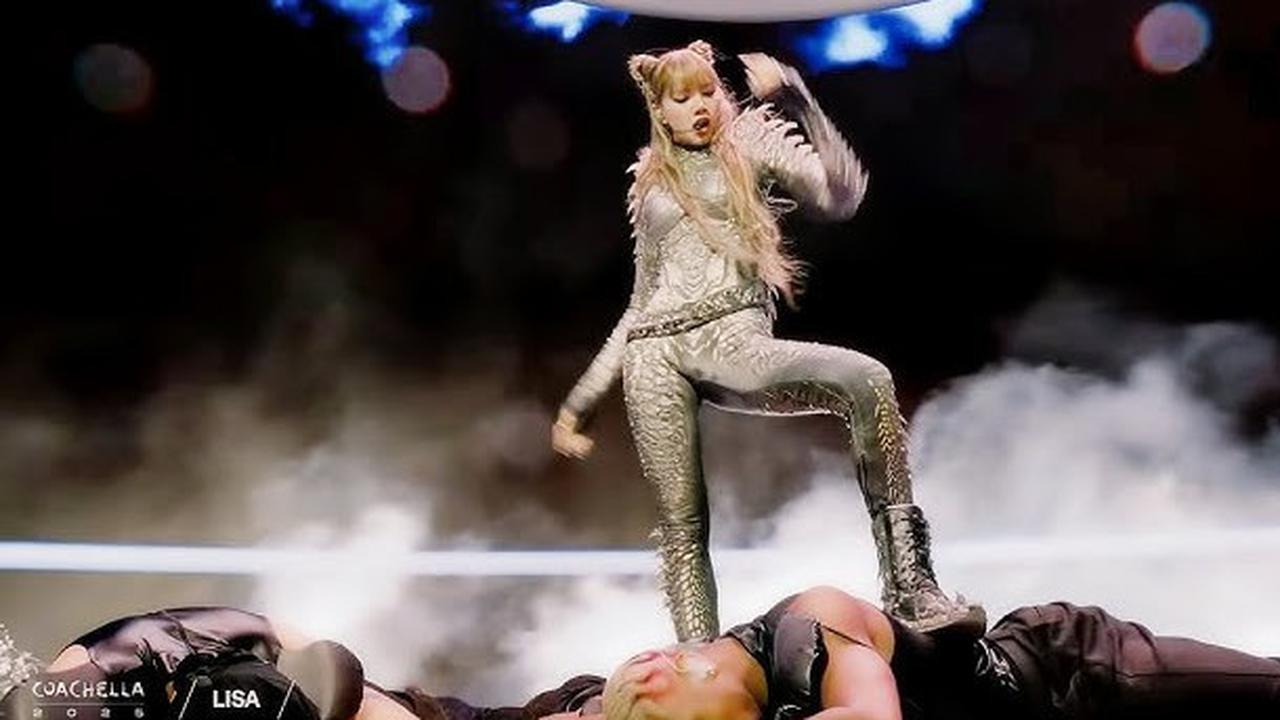 Lisa Blackpink Goncang Panggung Sahara, 'Lisachella' Memukau Coachella 2025