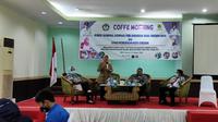Komnas Pelrindungan Anak Cirebon Raya saat menggelar coffee morning soal kasus kekerasan anak imbas pandemi covid-19. Foto (Liputan6.com / Panji Prayitno)