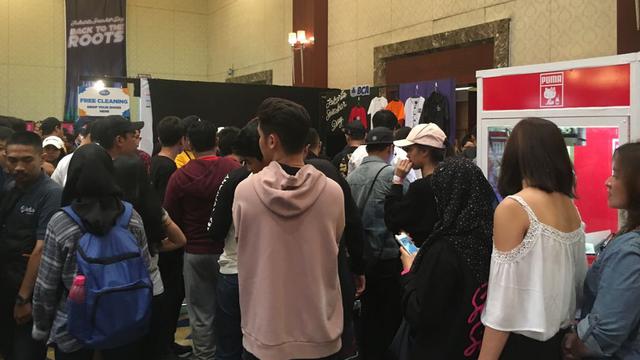 Pengunjung Jakarta Sneakers Day 2018 Heboh dengan Sneakers Edisi Khusus