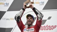 Rider Mission Winnow Ducati Andrea Dovizioso merayakan kemenangan di MotoGP Austria 2019. (AFP/Vladimir Simicek)