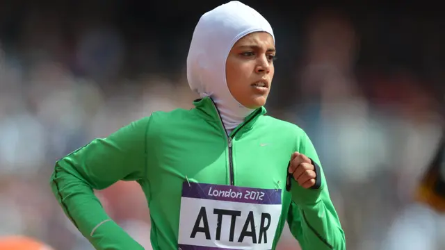 FOTO: Istiqomah dengan Hijab, Prestasi dan Pesona Atlet Internasional ini Tetap Bersinar
