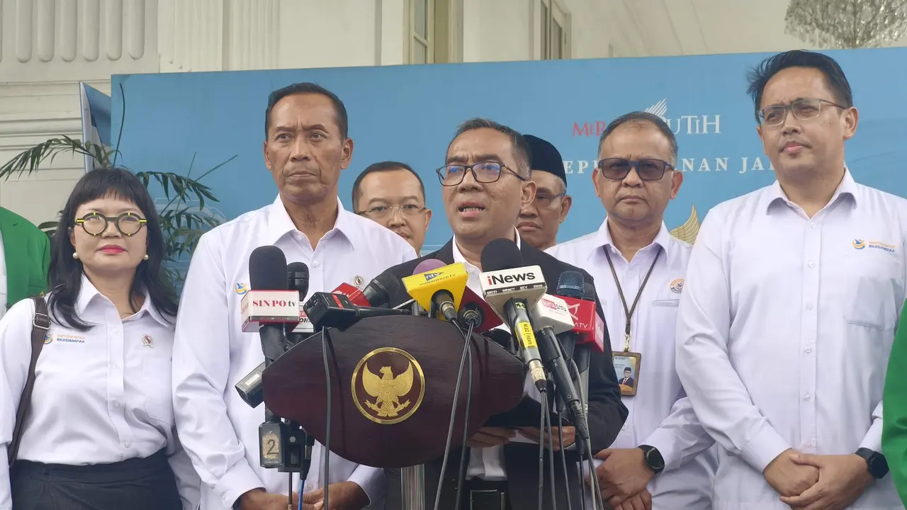 Mendikti Saintek Brian Yuliarto