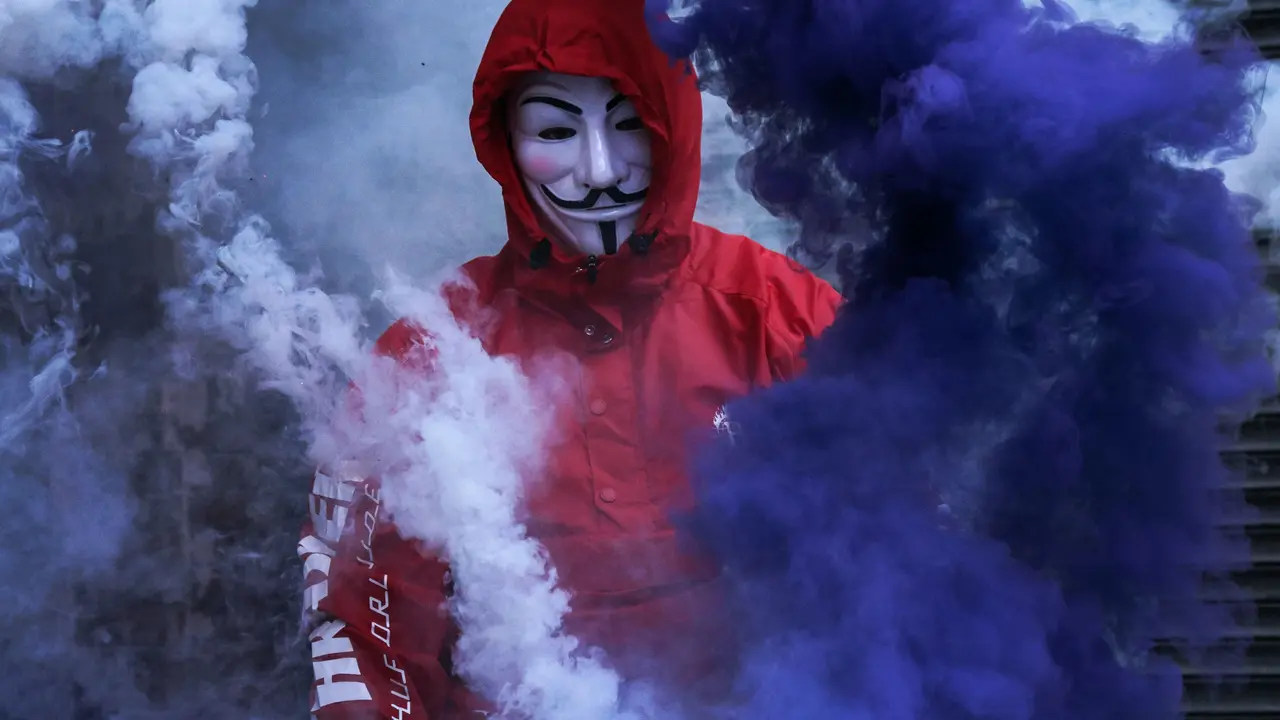 Ilustrasi topeng
