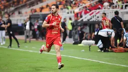Pemain baru Persija Jakarta, Jean Mota ketika baru masuk saat timnya melawan PSM Makassar pada pekan ke-22 BRI Super League 2025/2026 yang berlangsung di Jakarta International Stadium (JIS), Jumat (20/2/2026) malam WIB. (Bola.com/Abdul Aziz)