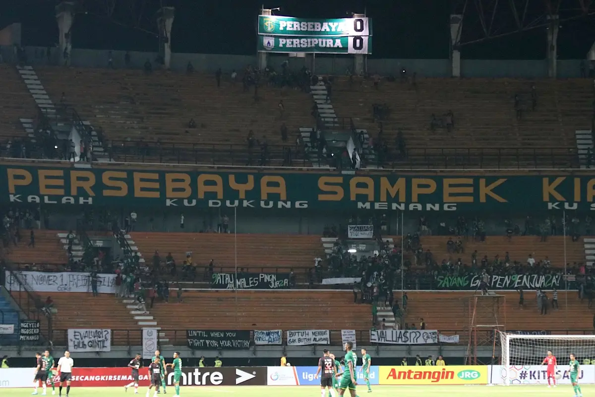 Persebaya Surabaya, bonek memboikot