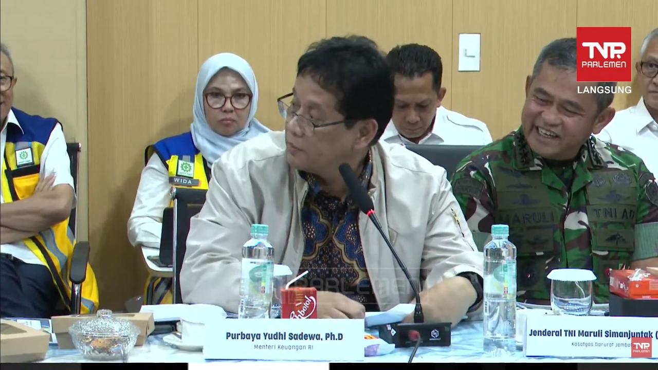 Momen Kocak Menkeu Purbaya Sebut TNI 'Sweatshop', Kasad Maruli: Kita Cuma Dikasih Makan Doang Pak!