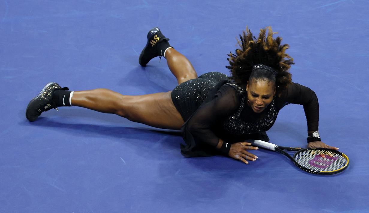 Lanjut set ketiga, Williams tampil kurang meyakinkan. Sementara itu, Tomljanovic terus melancarkan serangan dan menambah poin. (AFP/Getty Images/Mike Stobe)