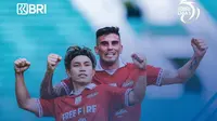 Ryo Matsumura (depan) berselebrasi usai mencetak gol keempat Persis Solo ke gawang PSS Sleman pada pekan ke-26 BRI Liga 1 2022/2023 di Stadion&nbsp;Maguwoharjo, Yogyakarta, Selasa, 21 Februari 2023. Persis menang 4-1 atas PSS. (foto: Instagram @liga1match)