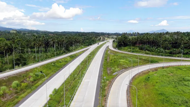 Tol Manado-Bitung.