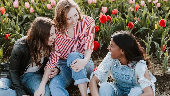 [FIMELA] #TogetherWithFimela: Voucher Belanja Jutaan Rupian untuk Fimelahood yang Gabung di Grup WhatsApp!