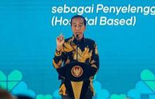 VIDEO: Tawa Lebar Jokowi Saat Ditanya Jadi Pendorong Pertemuan Prabowo & Megawati